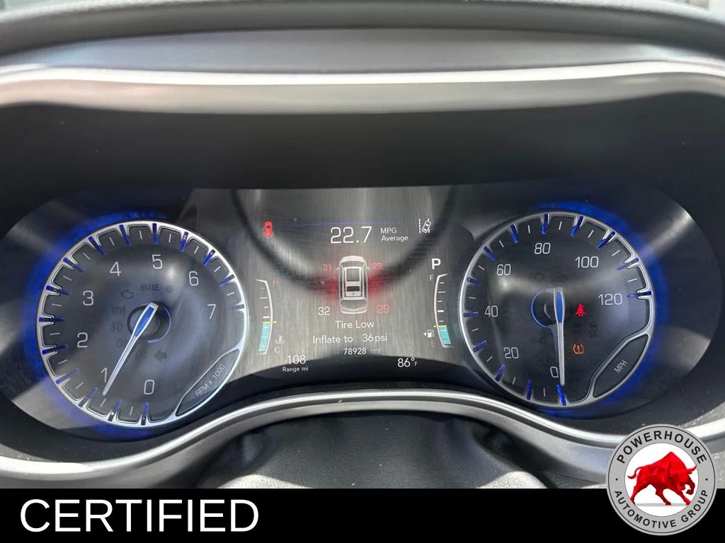 Used 2023 Blue Chrysler Touring L image 6