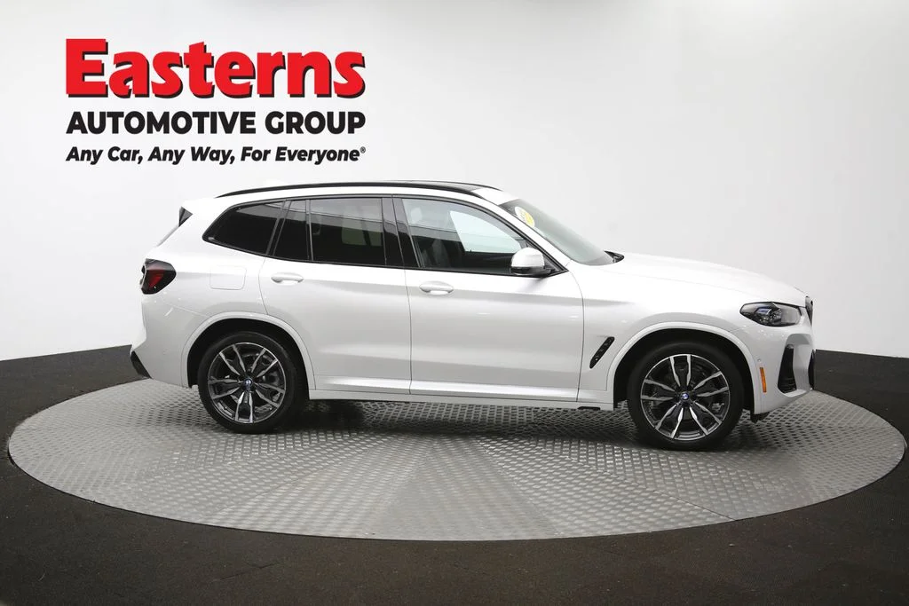 Used 2023 White BMW xDrive30i image 48