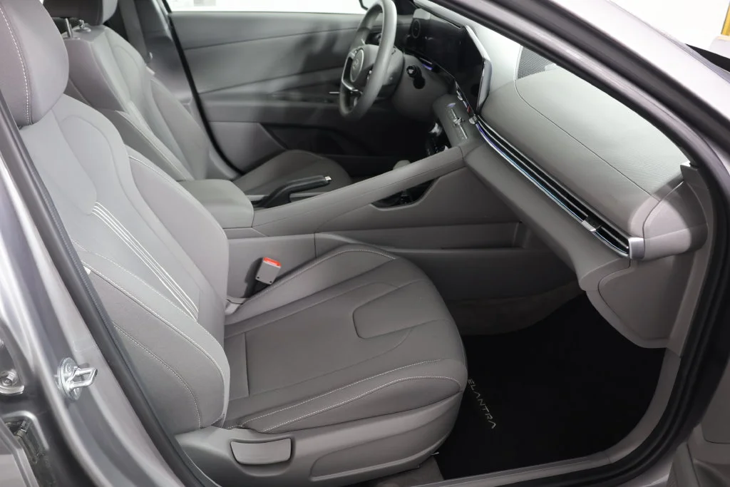 Certified Used 2024 Fluid Metal Hyundai SEL image 22