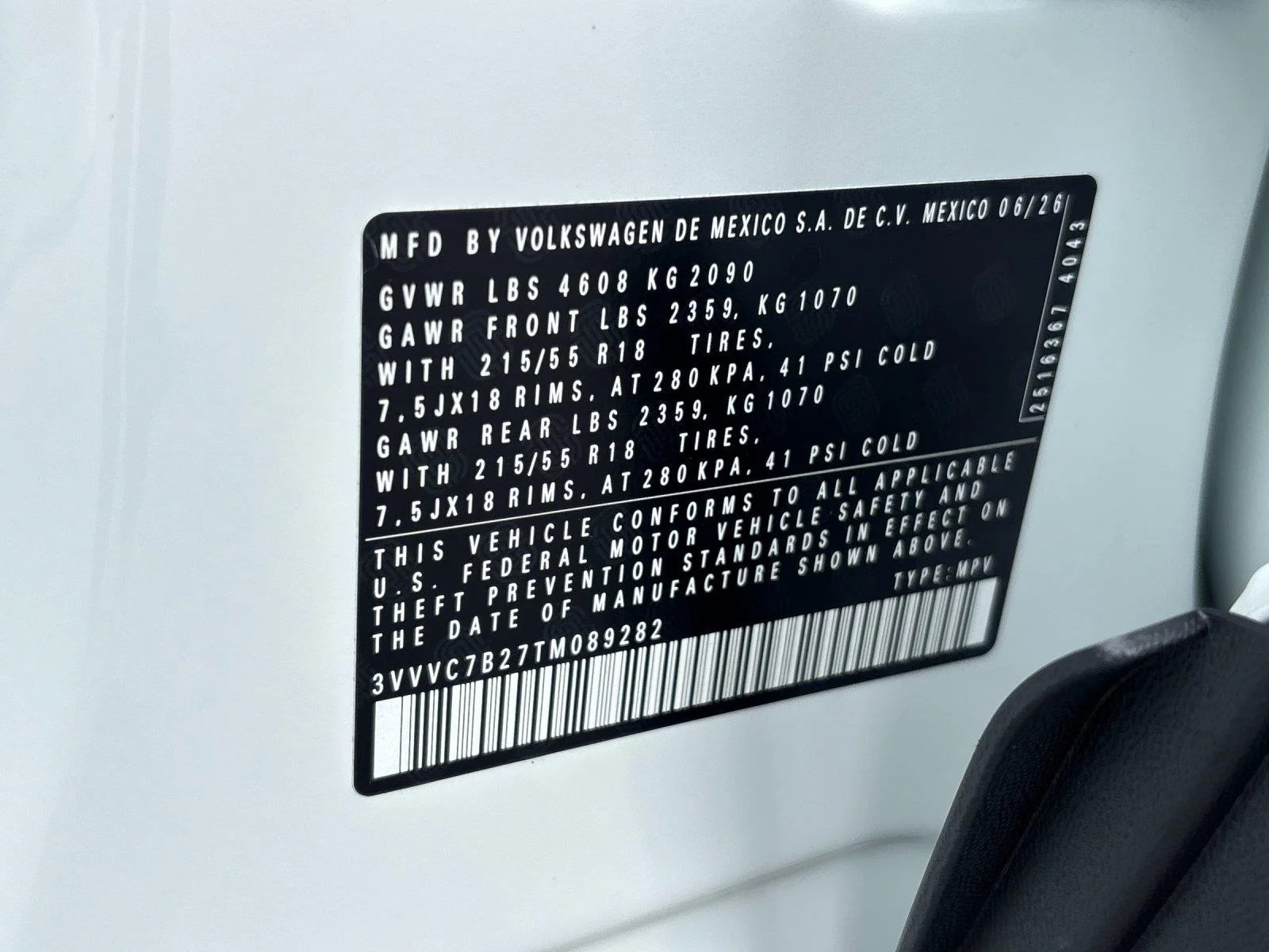 New 2026 Pure White Volkswagen SE image 12