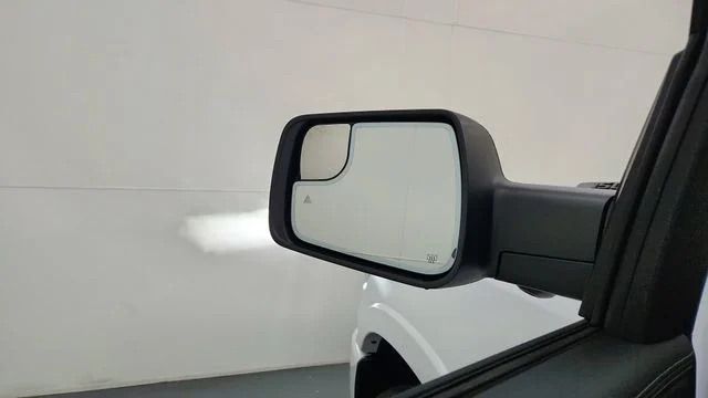 New 2026 Bright White Clear-Coat Exterior Paint RAM Laramie image 20