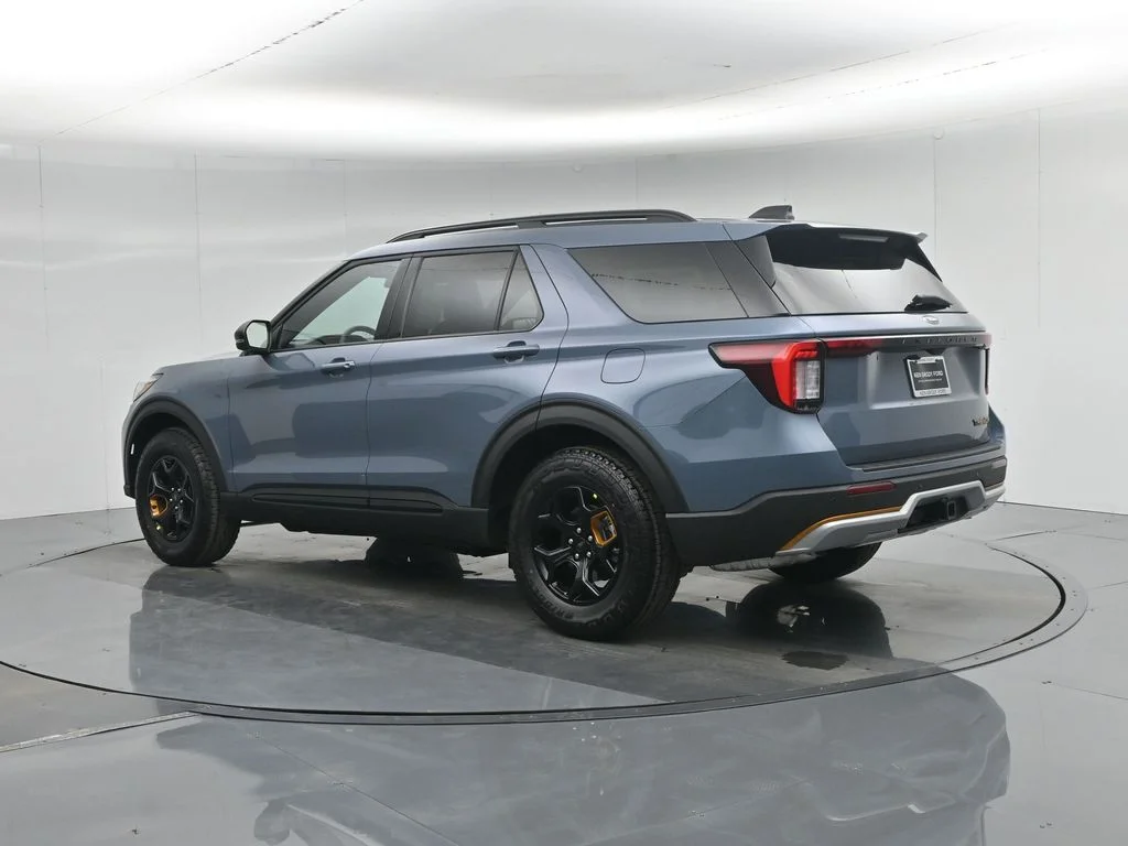 New 2026 Vapor Blue Metallic Ford Tremor image 26