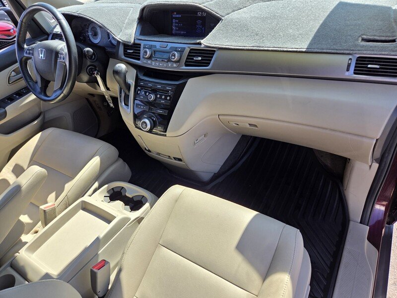 Used 2013 BURGUNDY Honda 5DR EX-L image 19