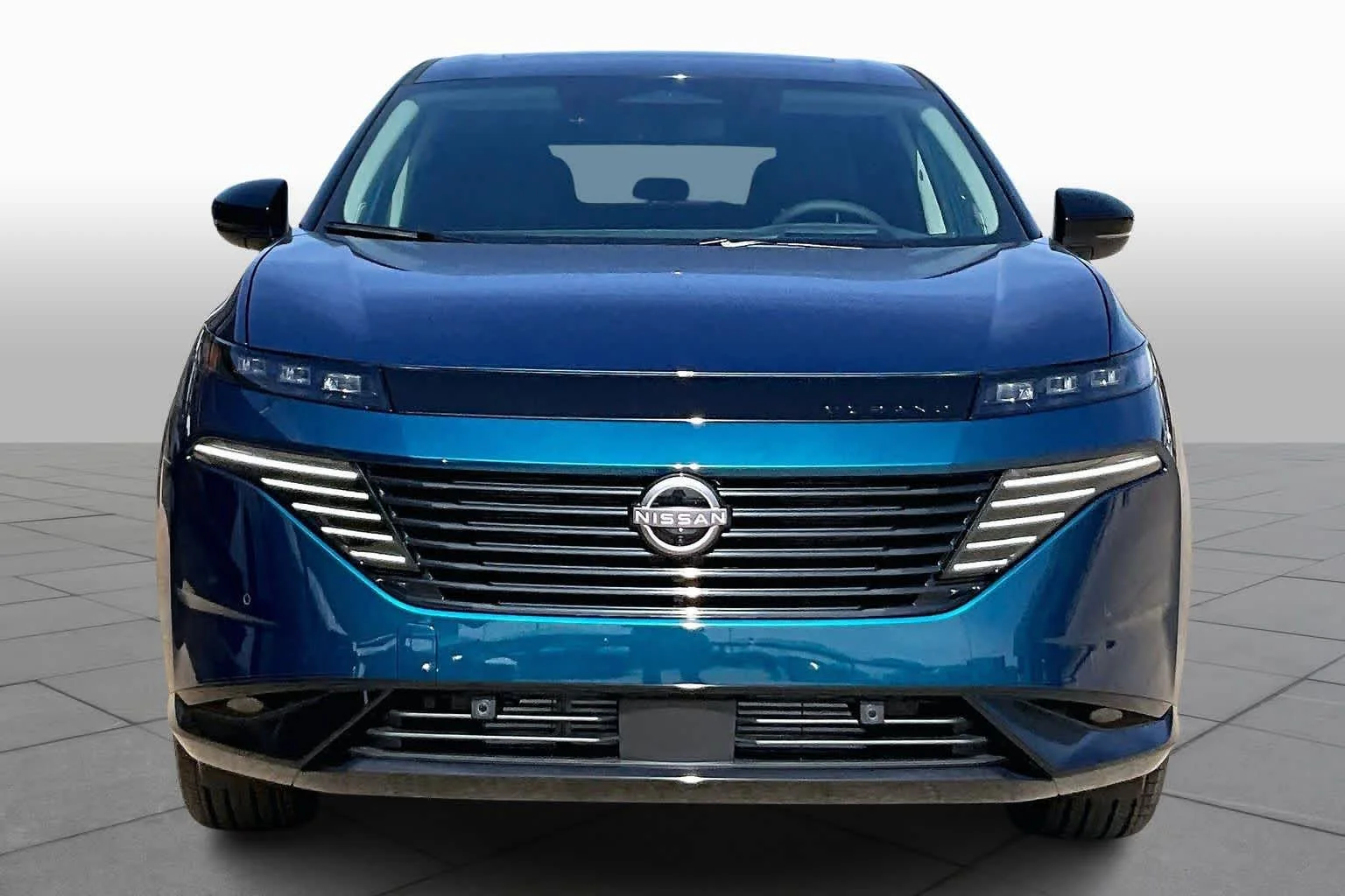 New 2026 Aurora Blue Pearl Metallic / Super Black Two-tone Nissan Platinum image 3