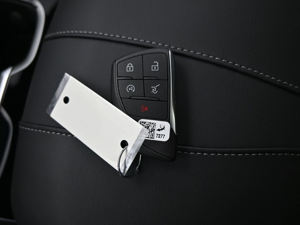 2025 Buick Enclave Avenir - Photo 17