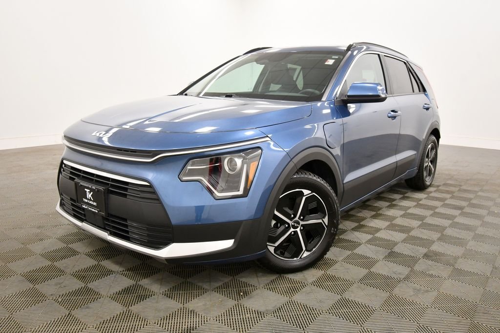 Certified 2024 Kia Niro EX with VIN KNDCS3LF7R5163012 for sale in Rochester, Minnesota