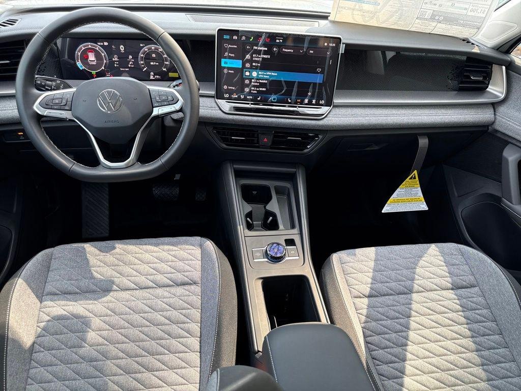New 2026 Pure White Volkswagen 2.0T S image 24