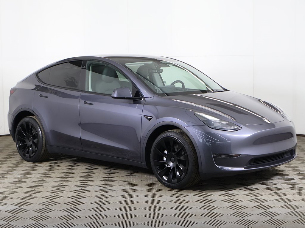 Used 2023 Tesla Model Y Long Range with VIN 7SAYGDEE6PF674162 for sale in Streetsboro, OH