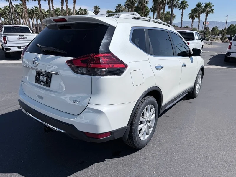 Used 2017 Pearl White Nissan SV image 3