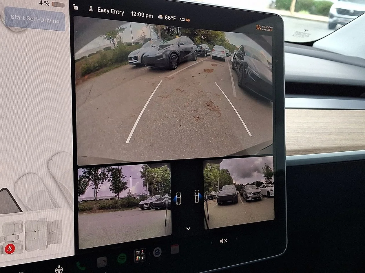 Used 2022  Tesla Long Range image 19