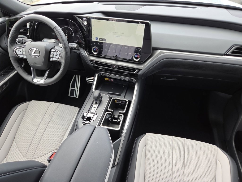 Certified Used 2025 CELESTIAL SILVER Lexus 500h F SPORT Premium image 39
