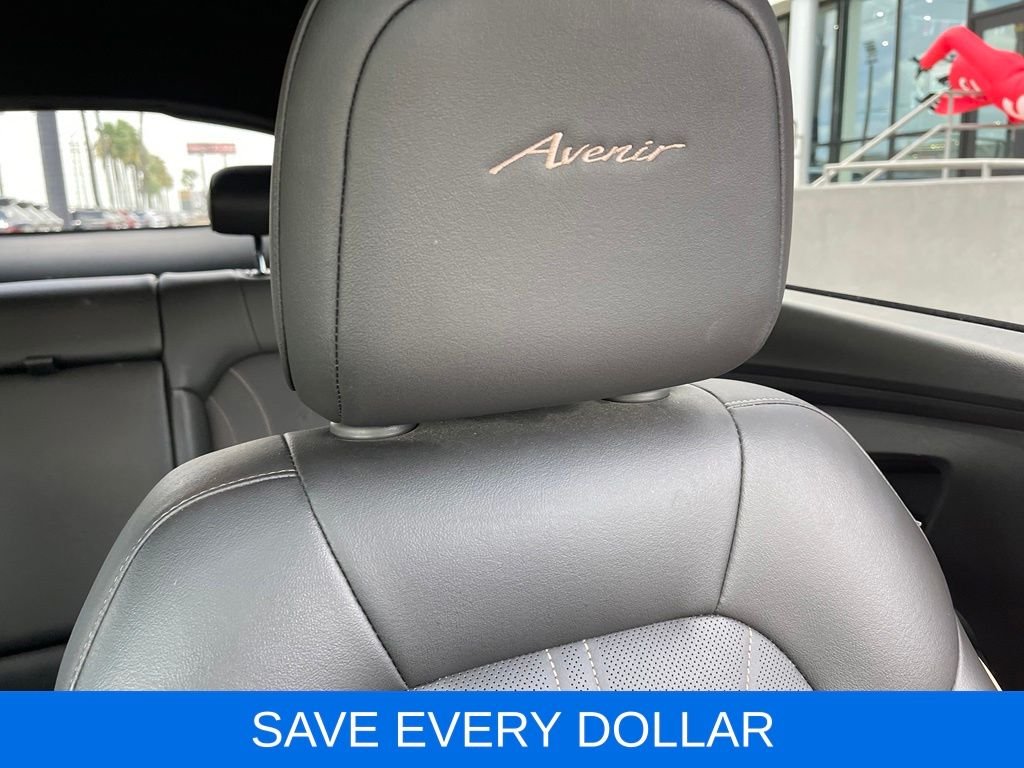 Used 2025 Black Buick Avenir image 20
