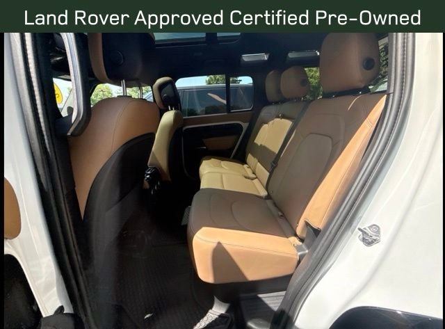 Certified Used 2025 Fuji White Land Rover X-Dynamic SE image 17