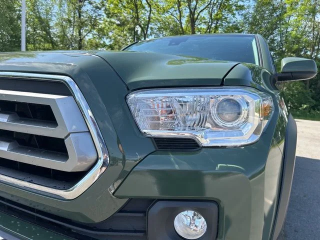 Certified Used 2021 Green Toyota SR5 image 15