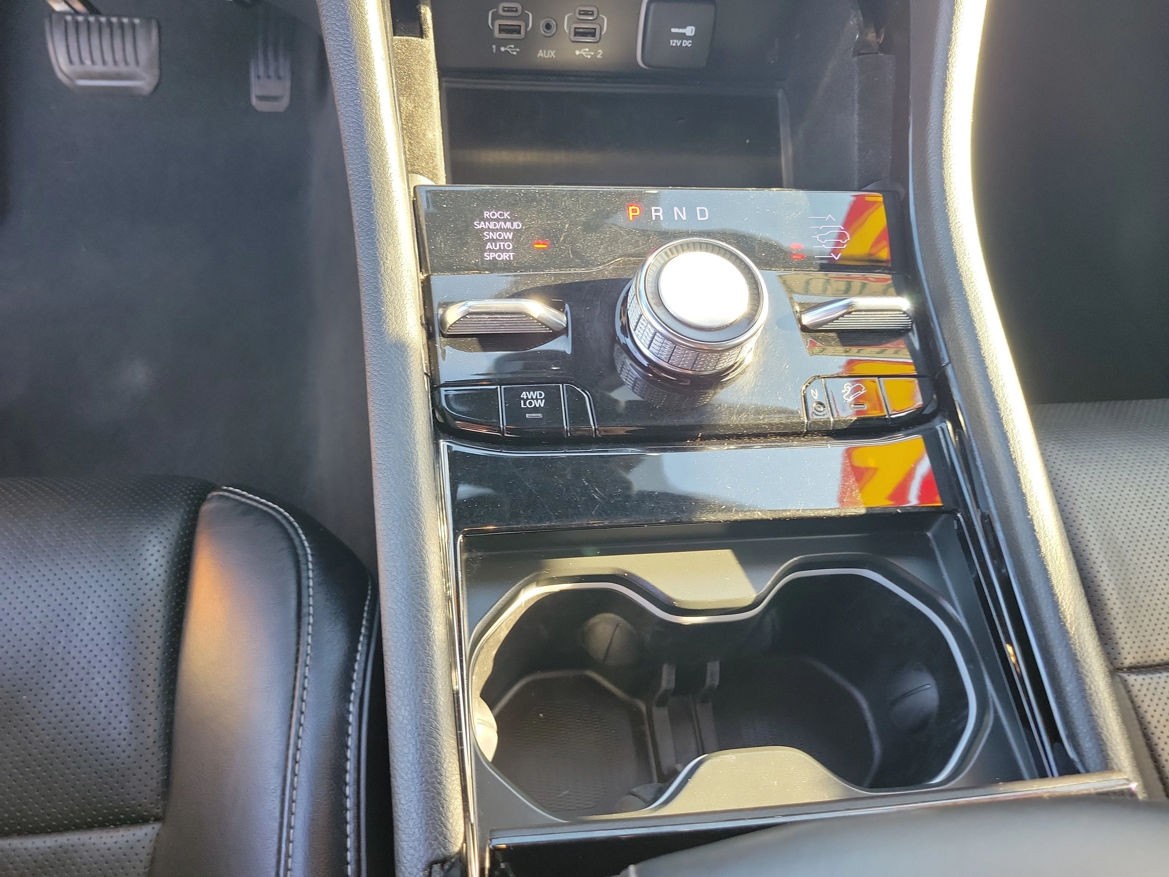 Certified Used 2022 Silver Jeep Overland image 22