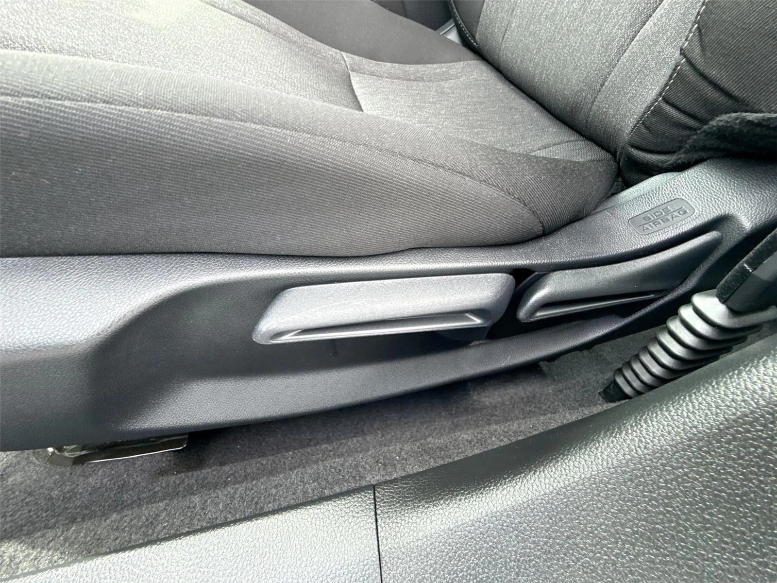 2025 Honda Accord LX - Photo 14