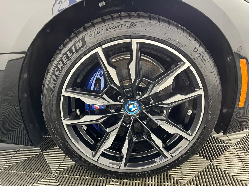 Used 2024 Black Sapphire Metallic BMW M50 image 18