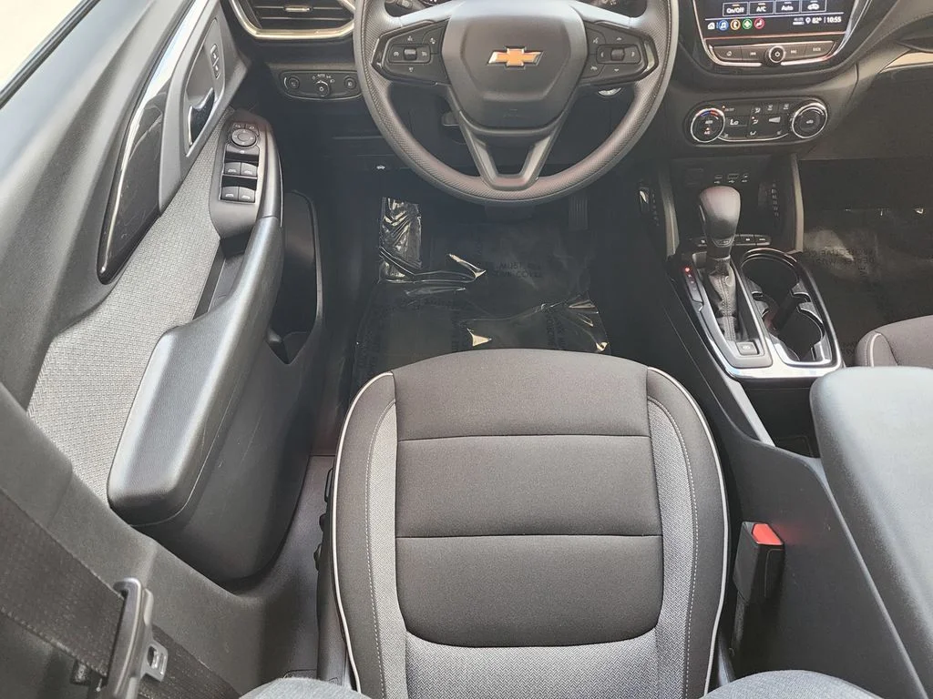 Used 2023 Red Chevrolet LT image 11