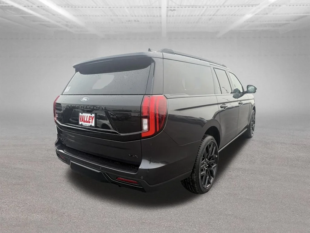 New 2027 Dark Matter Gray Metallic Ford MAX Platinum image 3