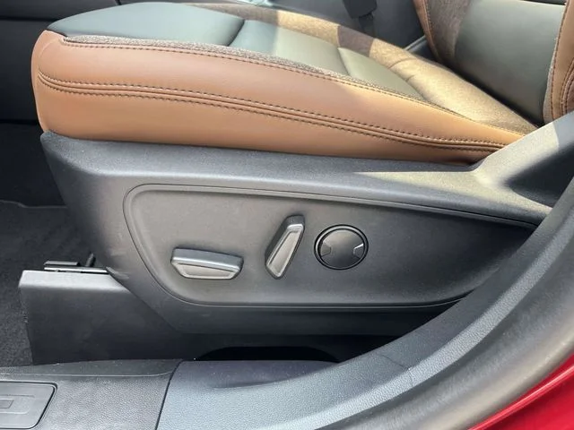New 2026 Ruby Red Metallic Tinted Clearcoat Ford Outer Banks image 14