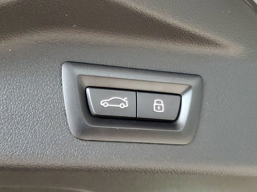 2025 BMW X7 ALPINA XB7 - Photo 8