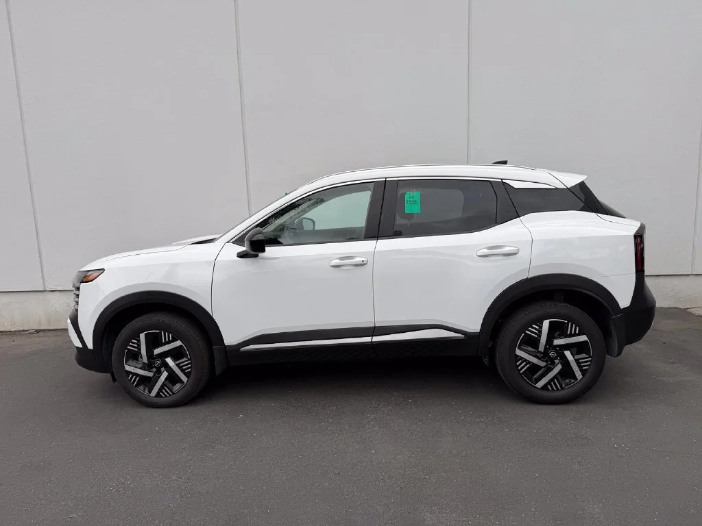 Used 2026 White Nissan SV image 5