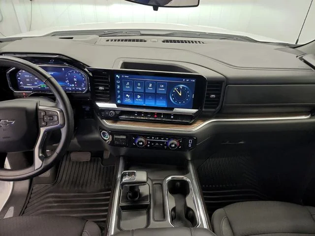 Used 2025 White Chevrolet RST image 24