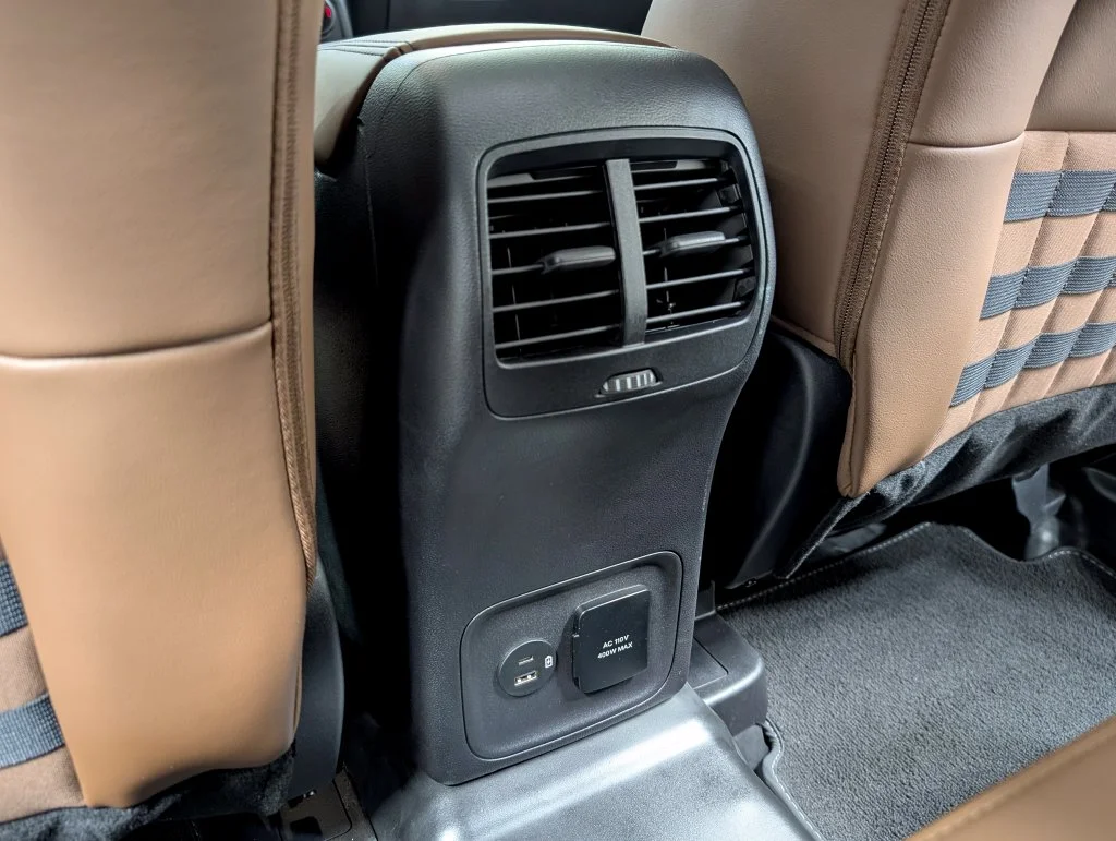 Certified Used 2024 Oxford White Ford Badlands image 17