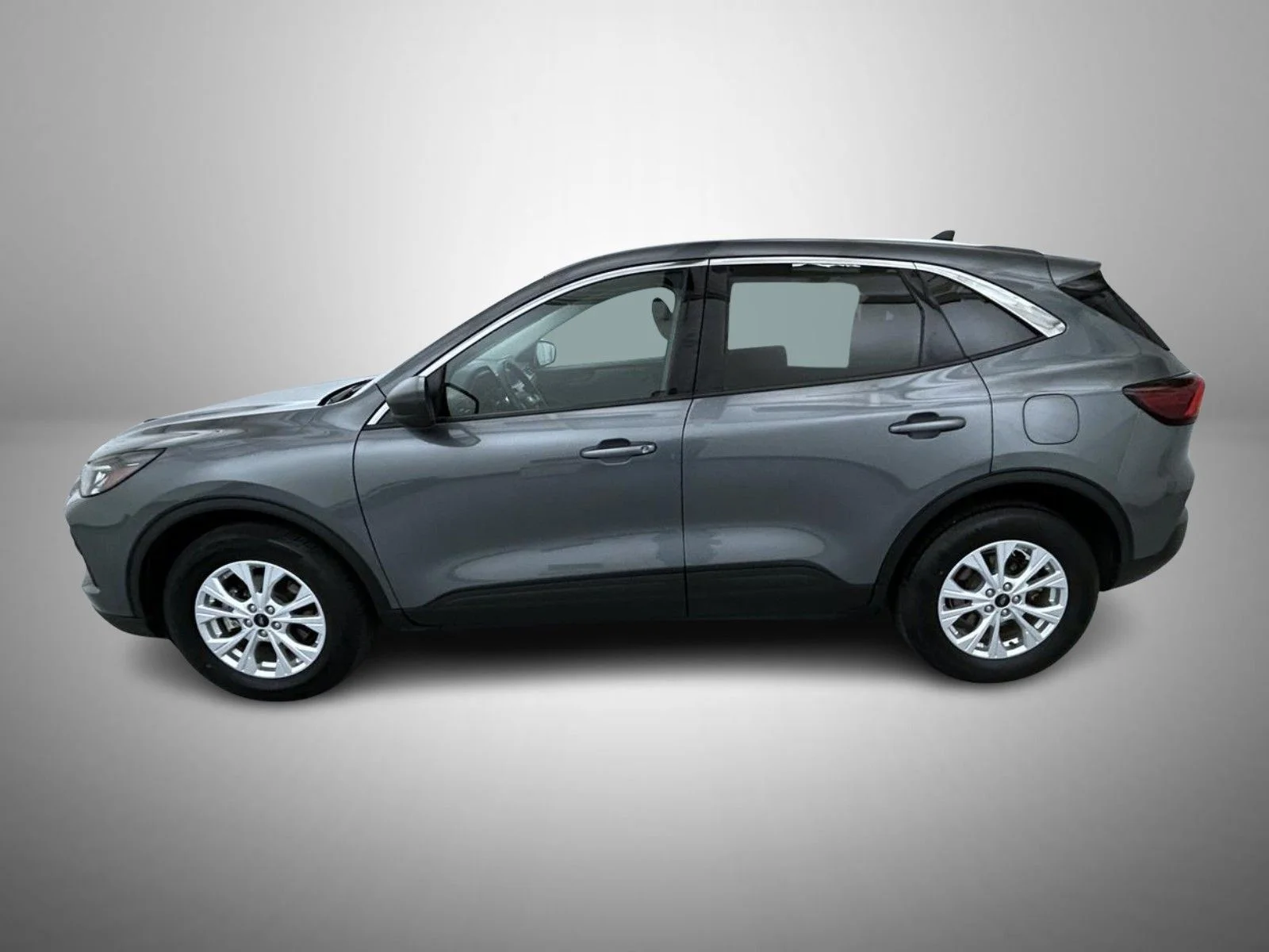 Used 2023 Gray Ford Active image 8