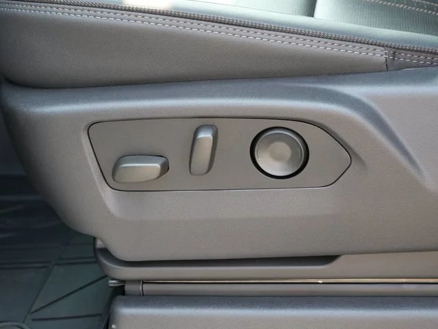 2026 Chevrolet Silverado 1500 High Country - Photo 11