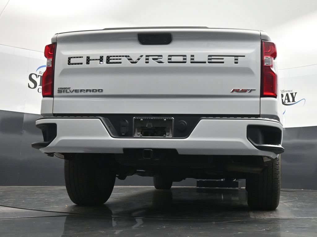Used 2023 SUMMIT WHITE Chevrolet RST image 31