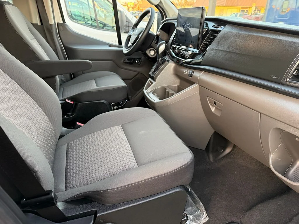 Used 2024 White Ford XLT image 11
