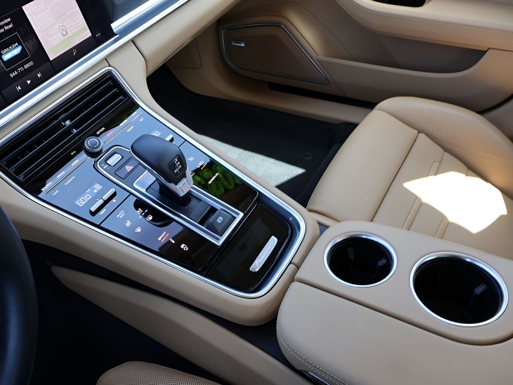 Used 2023 Aventurine Green Metallic Porsche 4 Platinum Edition image 22