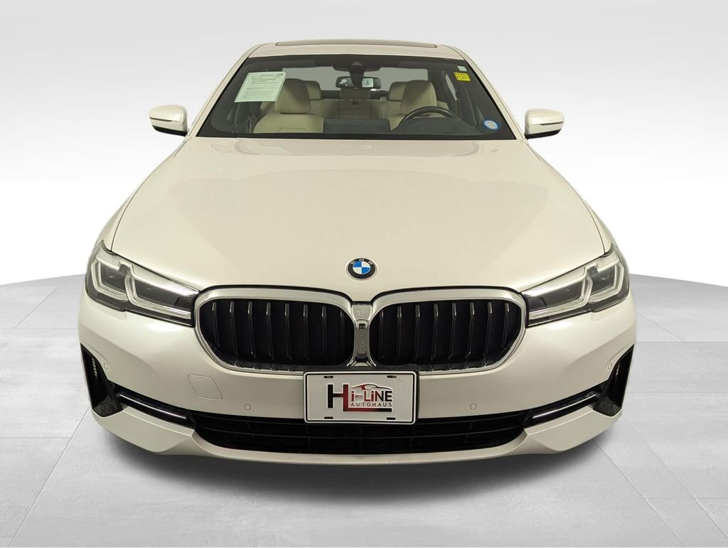 2023 BMW 5 Series 530i - Photo 17