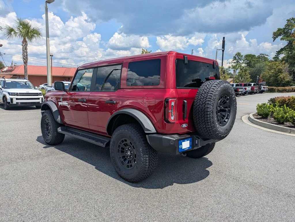 New 2026 Ruby Red Metallic Tinted Clearcoat Ford Outer Banks image 6