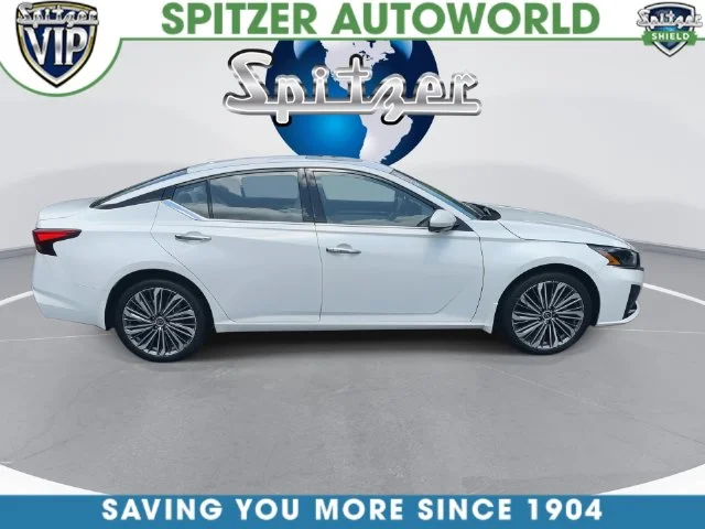 Used 2023 White Nissan 2.5 SL image 11