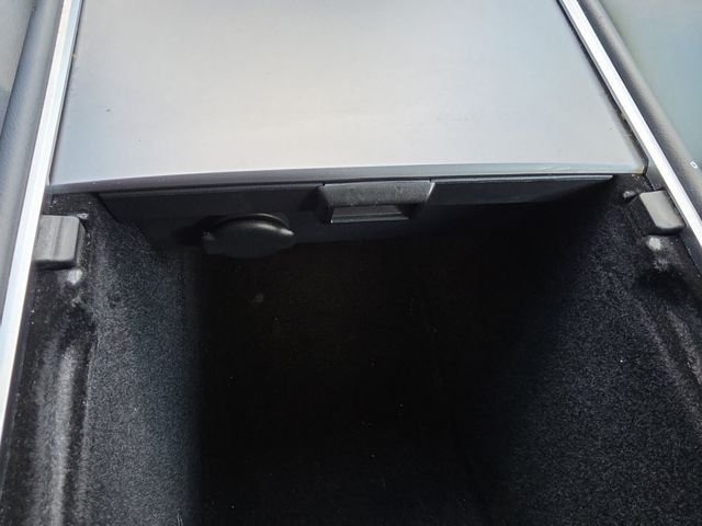 Used 2023  Tesla Base image 6