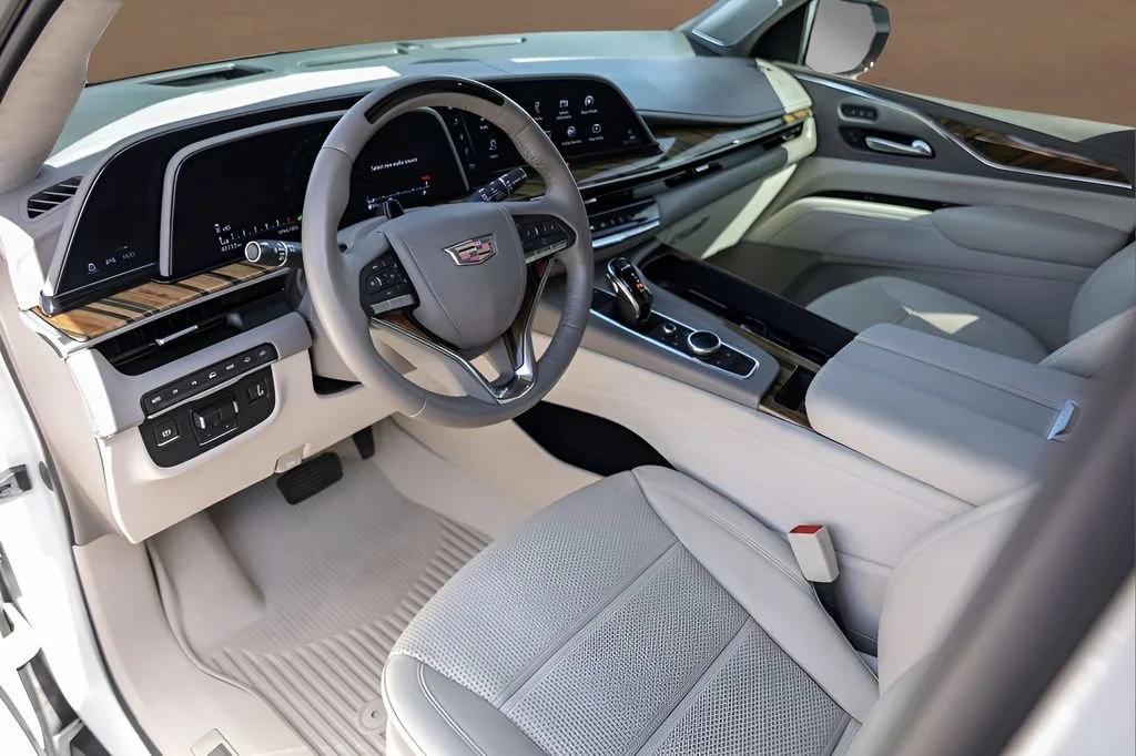 Certified Used 2023 CRYSTAL WHITE TRICOAT Cadillac 4WD Sport Platinum image 10