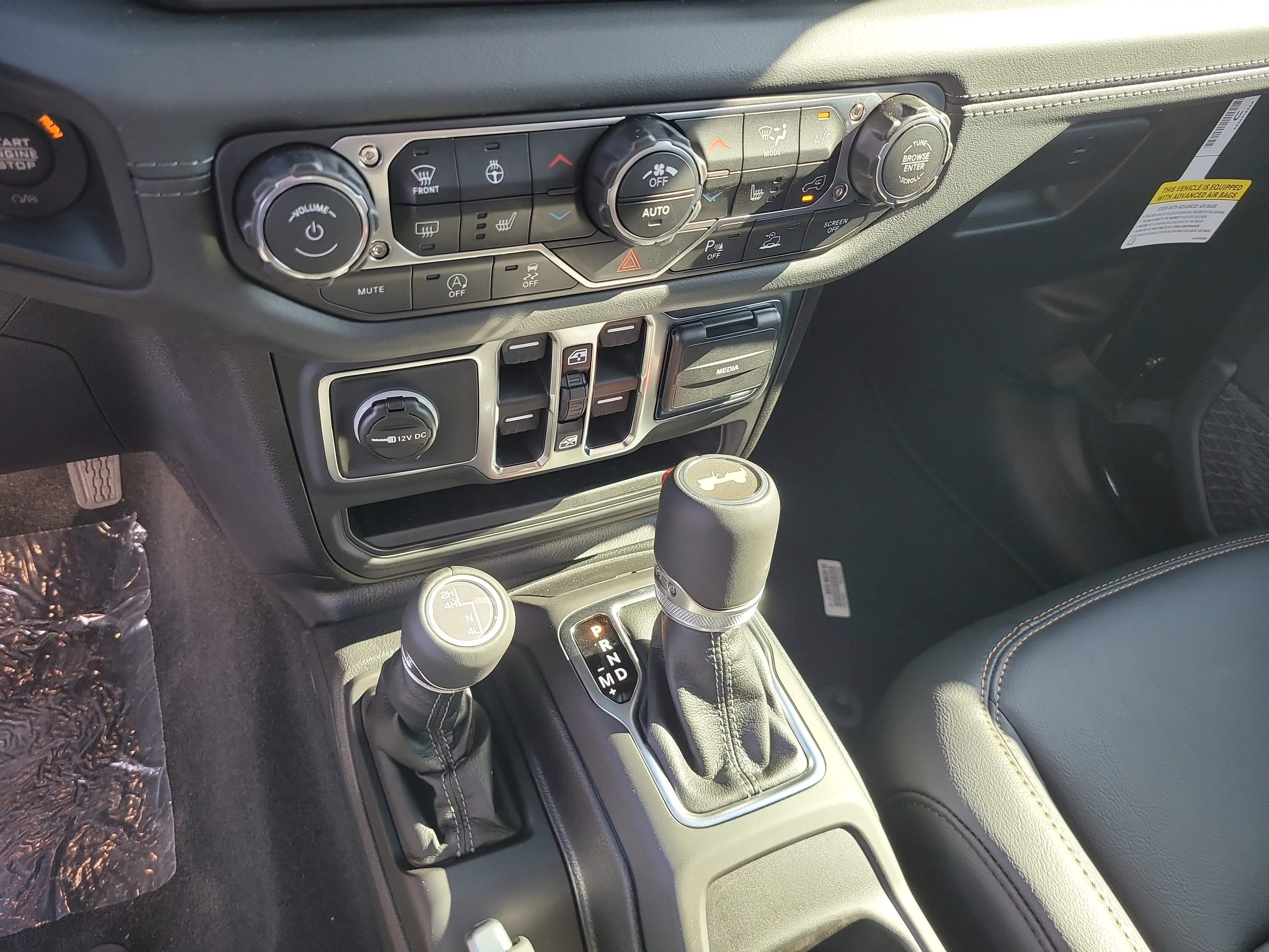New 2026 Black Clearcoat Jeep Sahara image 17