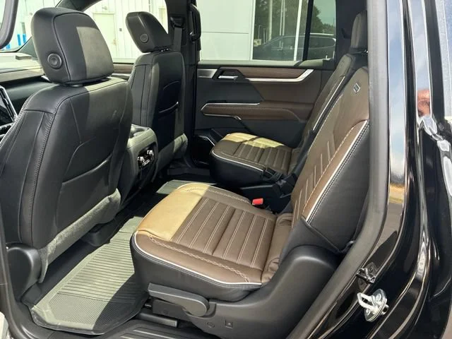 New 2026 Ebony Twilight Metallic GMC Denali Ultimate image 29