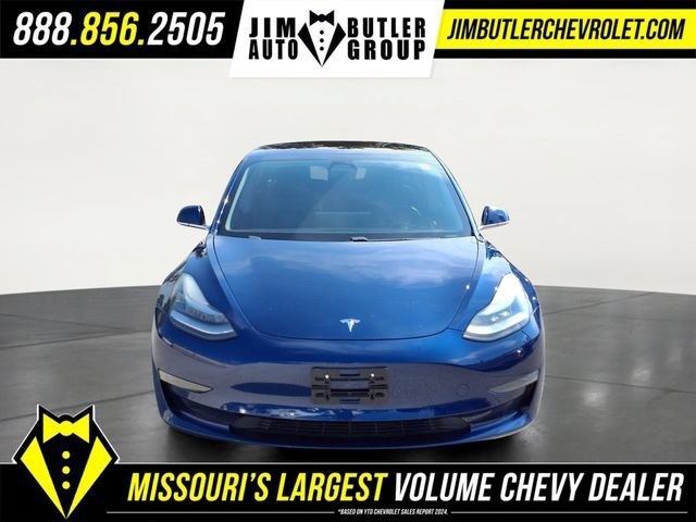 Used 2018  Tesla Long Range Battery image 17