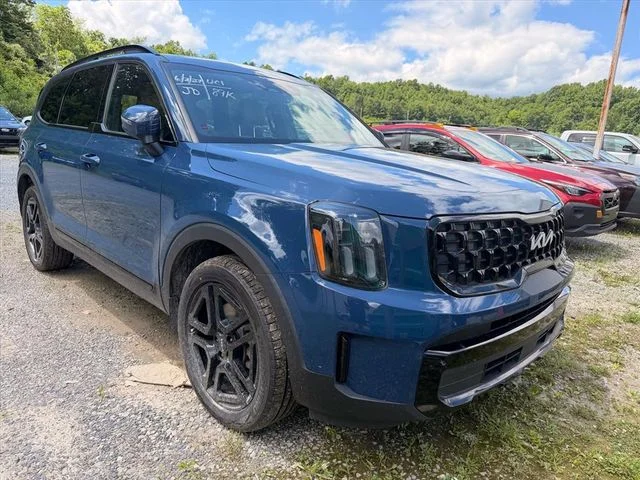 Used 2024 Black Kia EX X-Line image 27