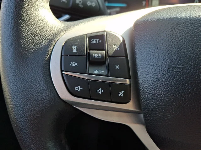 Used 2023 White Ford XLT image 23