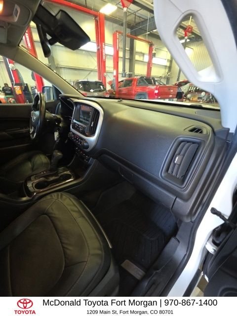 Used 2016 White GMC SLT image 20