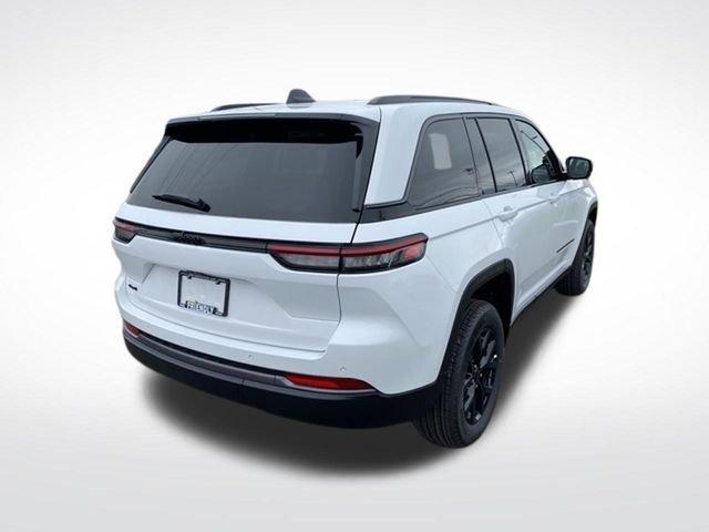 New 2026 White Jeep Altitude image 4