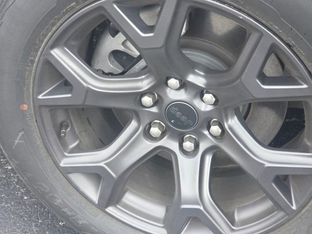 New 2026 High Gloss Black Exterior Paint Jeep Limited Altitude image 25