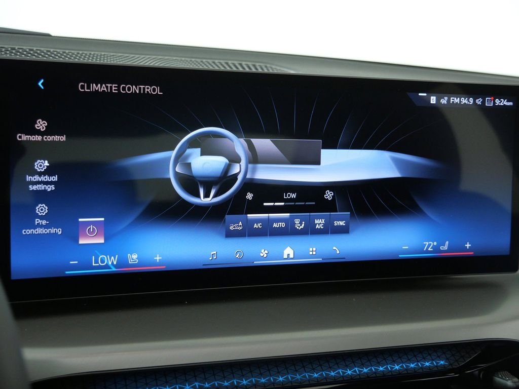 New 2026 Skyscraper Grey Metallic BMW 330i xDrive image 43