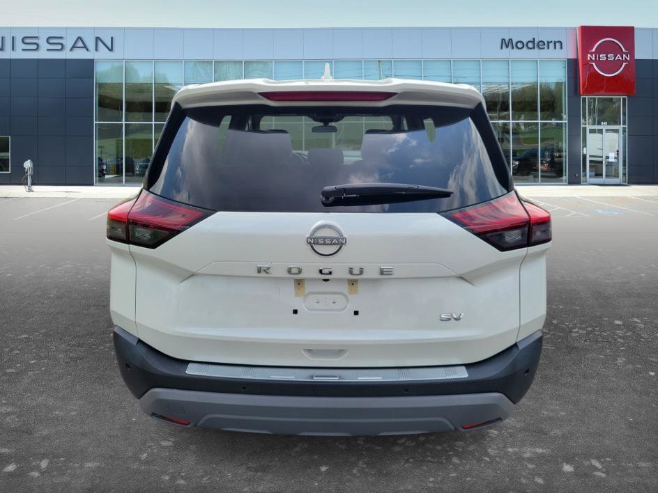 Used 2023 Pearl White Tricoat Nissan SV image 6