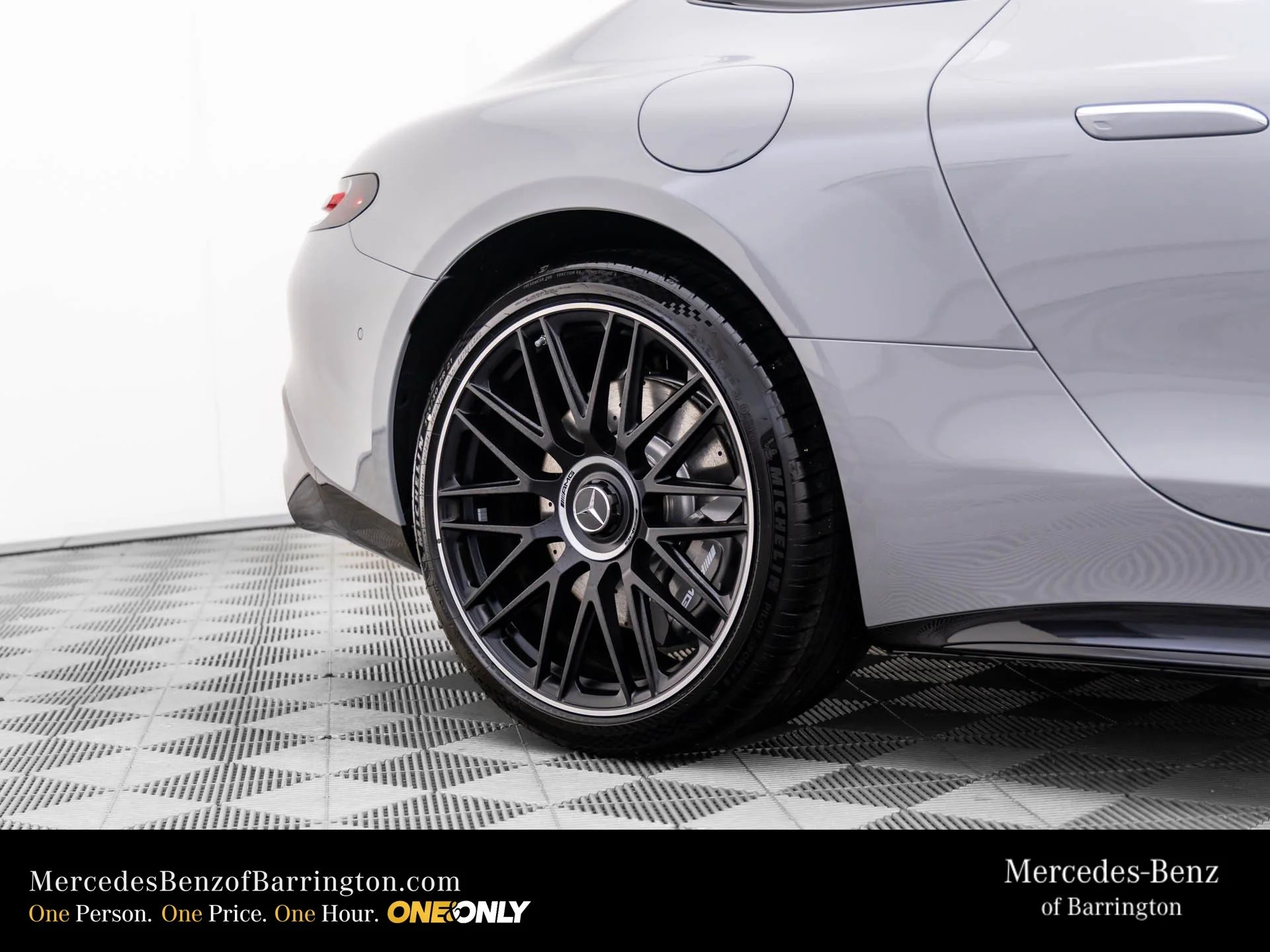 2025 Mercedes-Benz AMG GT Coupe 43 - Photo 38
