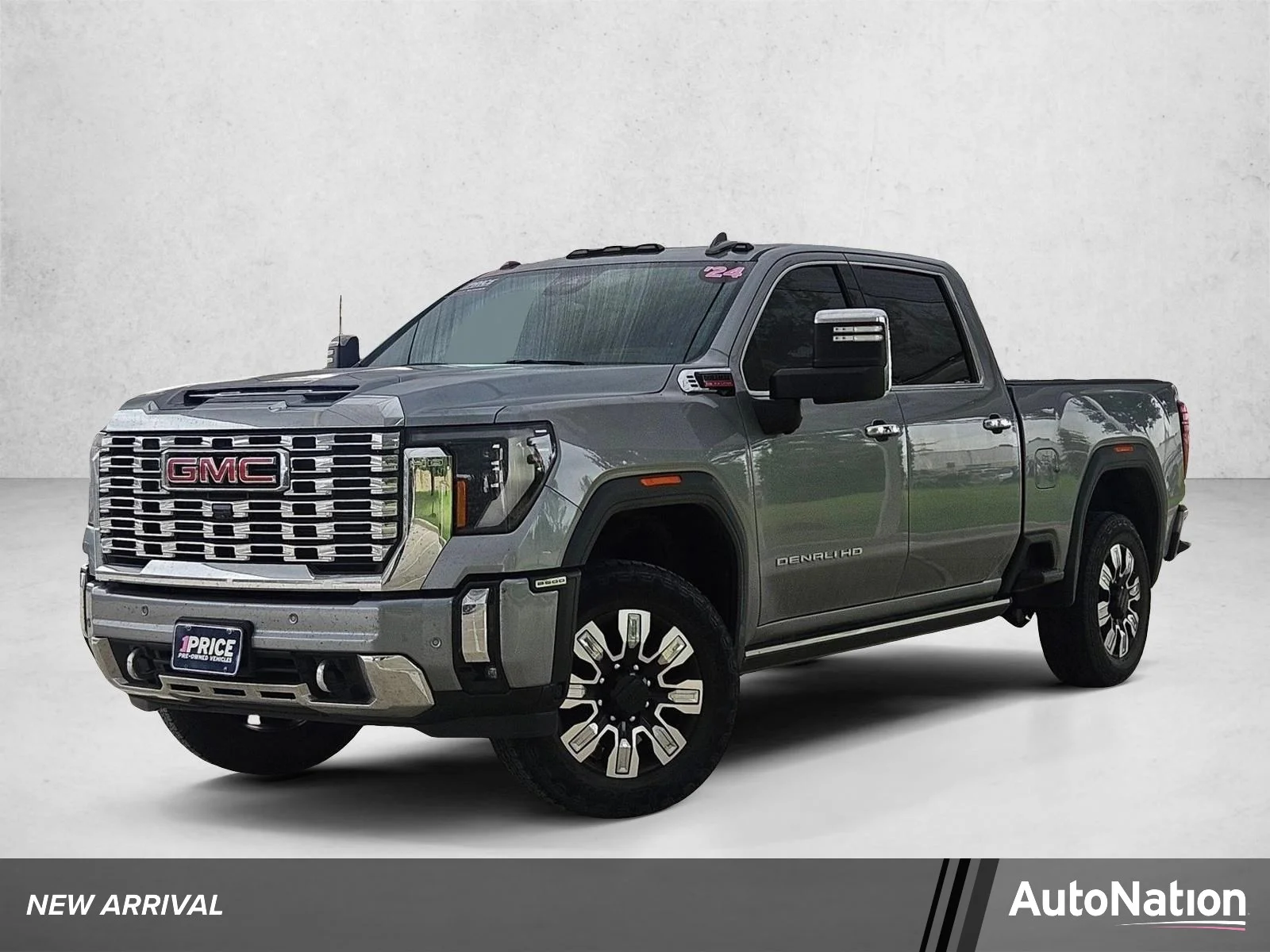Used 2024 Sterling Metallic GMC Denali image 1